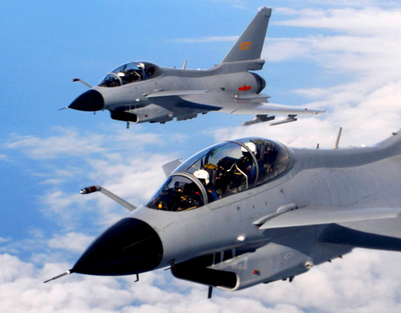 文章稱中國空軍第四代戰機數量在10年內成倍增長