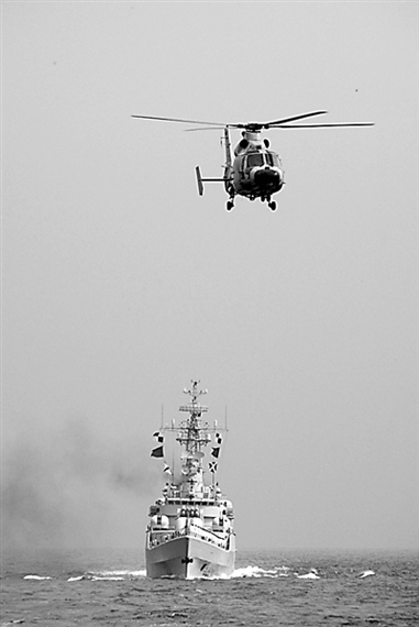 艦機協(xié)同。代勇攝