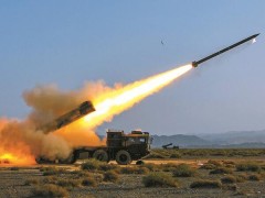 陸軍第78集團軍某炮兵旅遠程火箭炮營開展實戰化演練