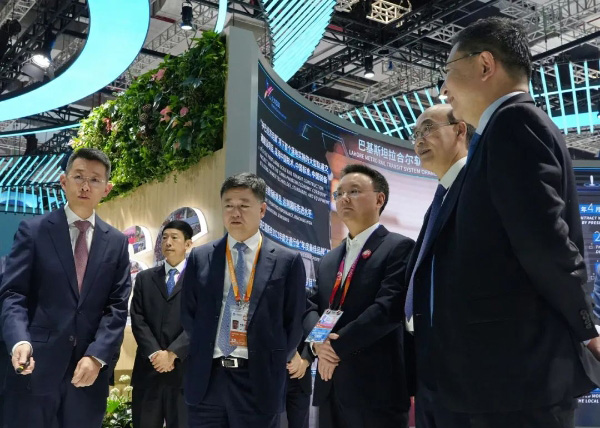 兵器工業(yè)集團(tuán)組團(tuán)參展第七屆中國(guó)國(guó)際進(jìn)口博覽會(huì) 兵器工業(yè)集團(tuán)組團(tuán)參展第七屆中國(guó)國(guó)際進(jìn)口博覽會(huì)