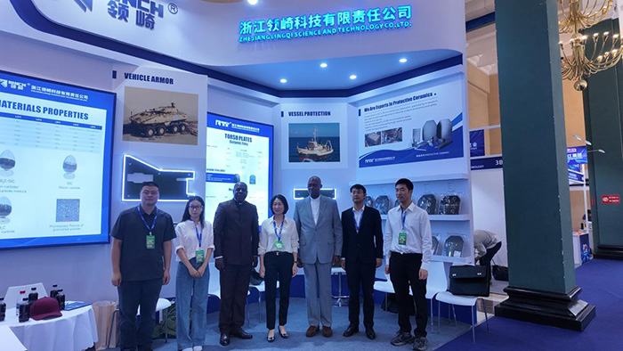 北京國際兩用先進技術裝備展成功舉辦,軍民融合創新成果引多國防務高官關注 北京國際兩用先進技術裝備展成功舉辦,軍民融合創新成果引多國防務高官關注